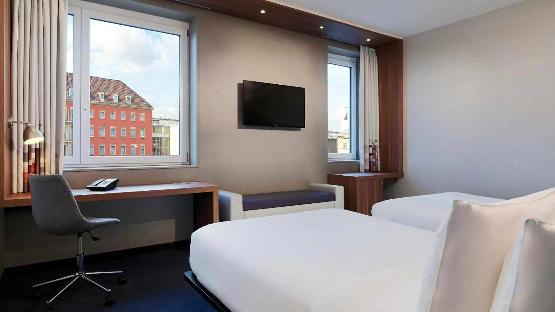 Aloft Muenchen Hotel 4*, Munich